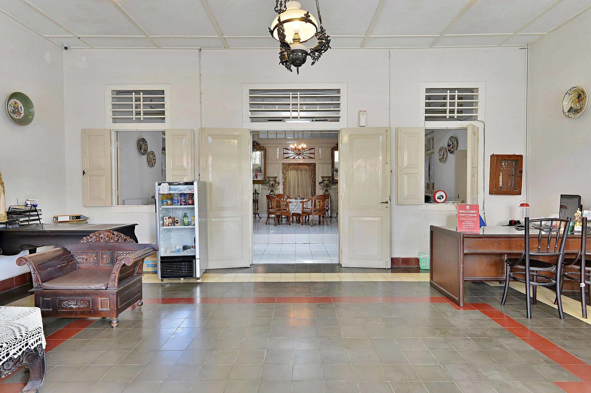 Zen Rooms Panembahan Kraton ยอกยาการ์ตา ภายนอก รูปภาพ