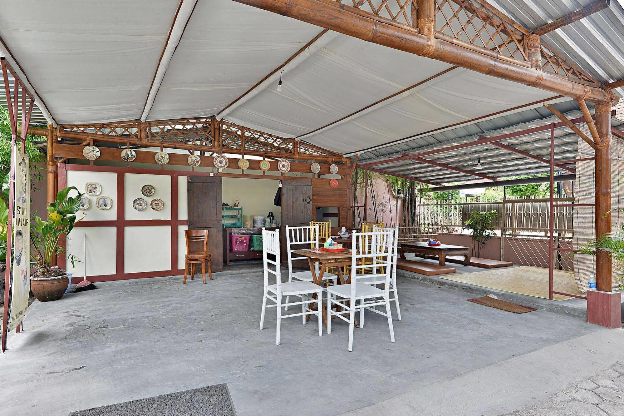 Zen Rooms Panembahan Kraton ยอกยาการ์ตา ภายนอก รูปภาพ